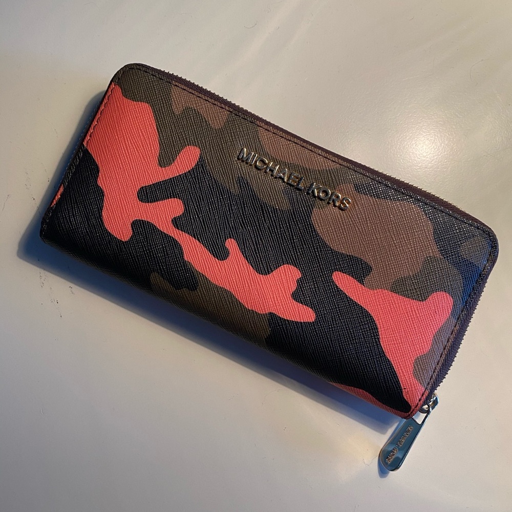 Michael Kors Camo Wallet